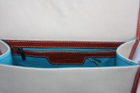 /album/fotogaleria-bandolera-pawnees-white/bolso-marron-cuadrado-interior-2-jpg/